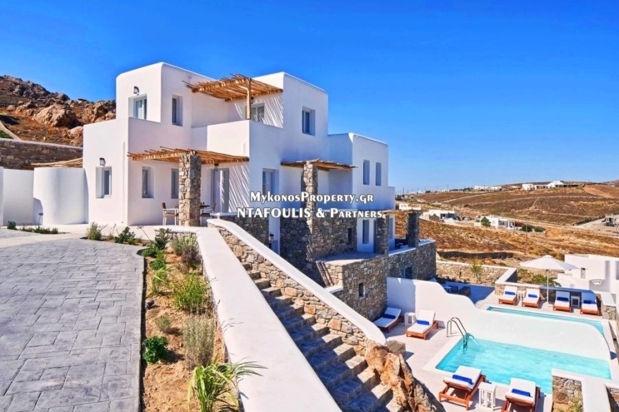 Villa in Ano Mera Community, Aegean, Greece 1 - 15893674