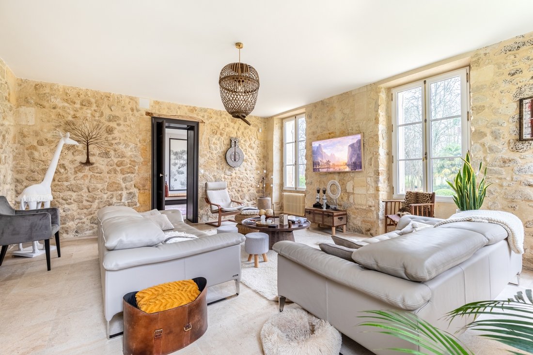 House in Hôtel de Ville-Quinconce-Saint Seurin-Fondaudège, Bordeaux, France 3 - 14307752