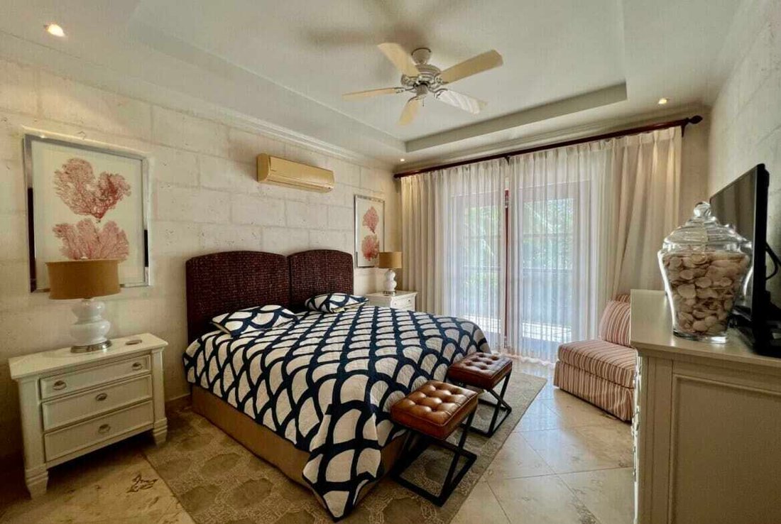 Villa in Bridgetown, Christ Church, Barbados 2 - 15893416