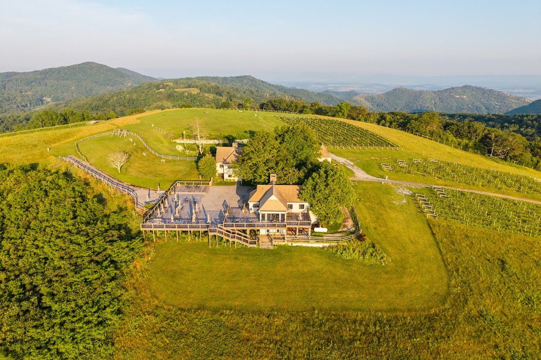 House in Vesuvius, Virginia, United States 3 - 15353118