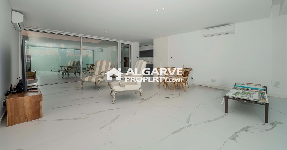 Villa in Loule (Sao Clemente), Algarve, Portugal 4 - 15892478