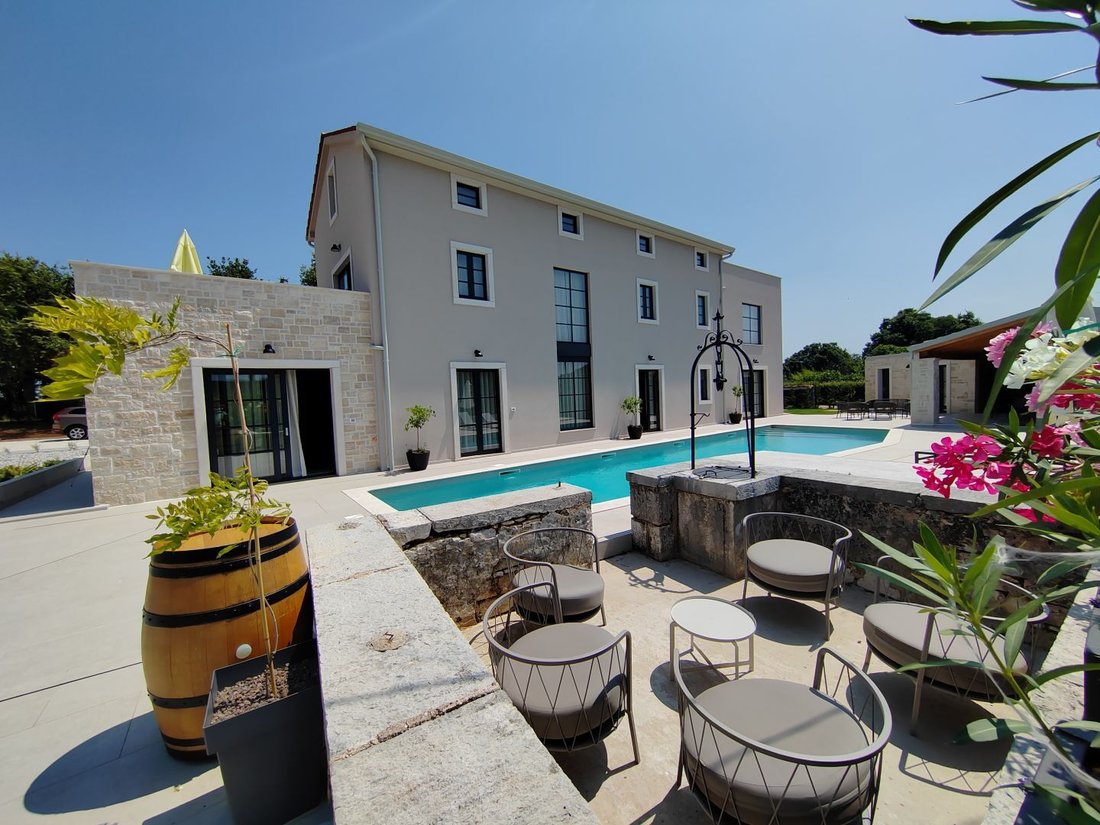 Villa in Porec, Istria County, Croatia 1 - 15891234