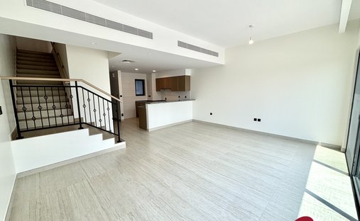 Stadthaus in Al Hebiah 5, Al Hebiah, Dubai 1