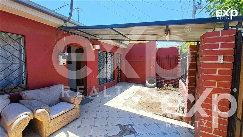 House in Lo Prado, Santiago Metropolitan Region, Chile 3 - 15887124