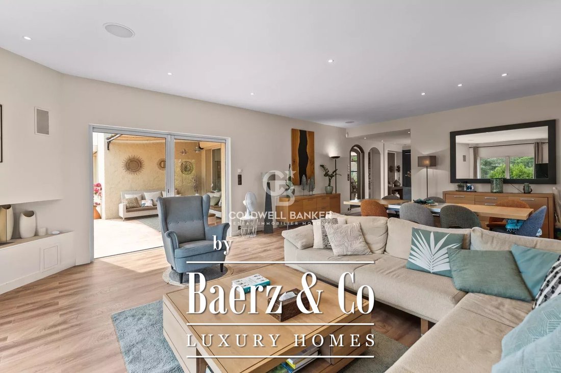 Villa in Mougins, Provence-Alpes-Côte d'Azur, France 3 - 15891803