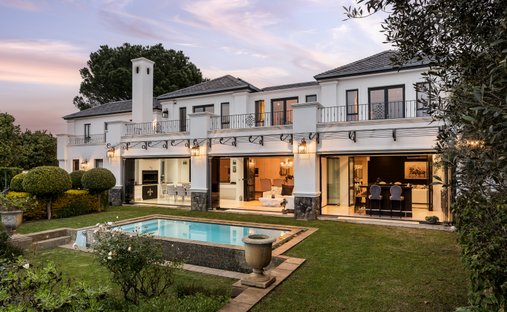 House in Paarl, Western Cape, South Africa 1