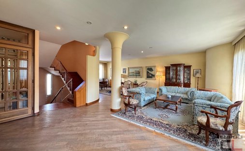 Villa in Near Center, Empoli, Tuscany 1