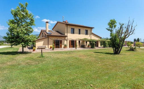 San Frediano a Settimo, Cascina, Tuscany 1