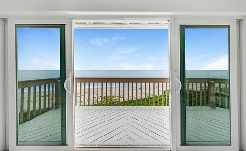Condo in Melbourne Beach, Florida, United States 1