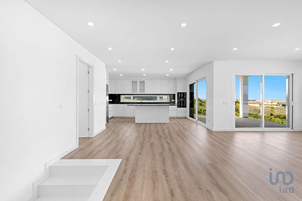 Townhouse in Lourinha e Atalaia, Lisbon, Portugal 2 - 15885856