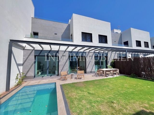 House in Playa de Palma, Palma, Balearic Islands 2 - 15887519
