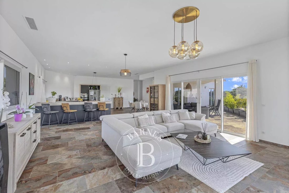 Villa in Aleria, Corsica, France 5 - 15891182