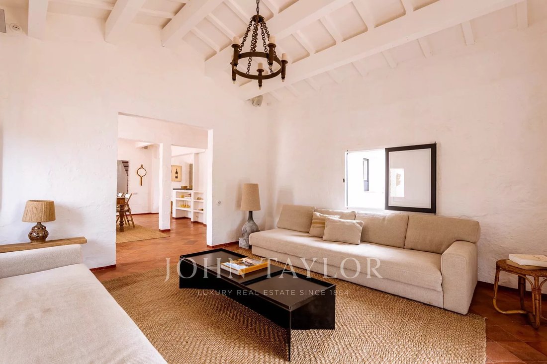 Estate in Ciutadella de Menorca, Balearic Islands, Spain 4 - 15889003