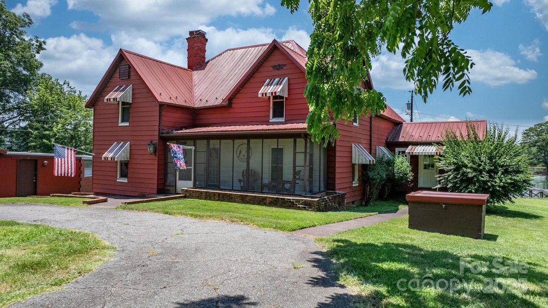 House in Hickory, North Carolina, United States 3 - 15893288