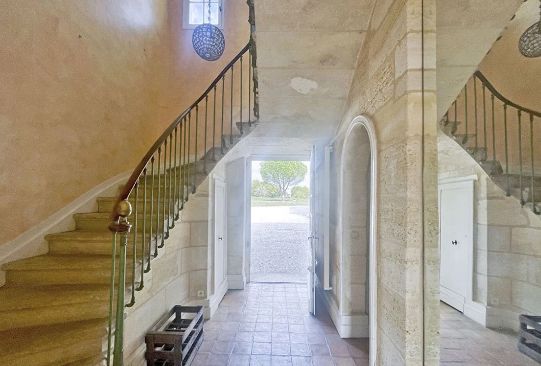 Whispers of Bordeaux: A Grand Chartreuse & Its Timeless Domain