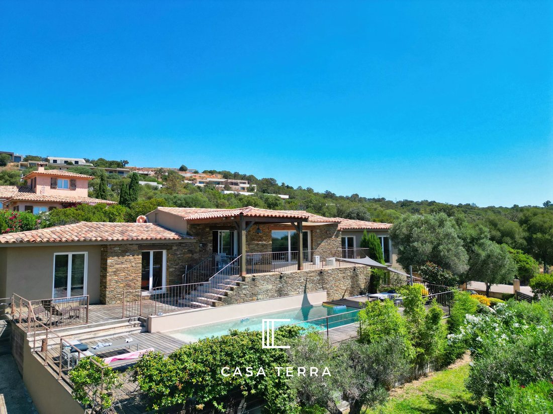 Villa in Zonza, Corsica, France 3 - 15891015