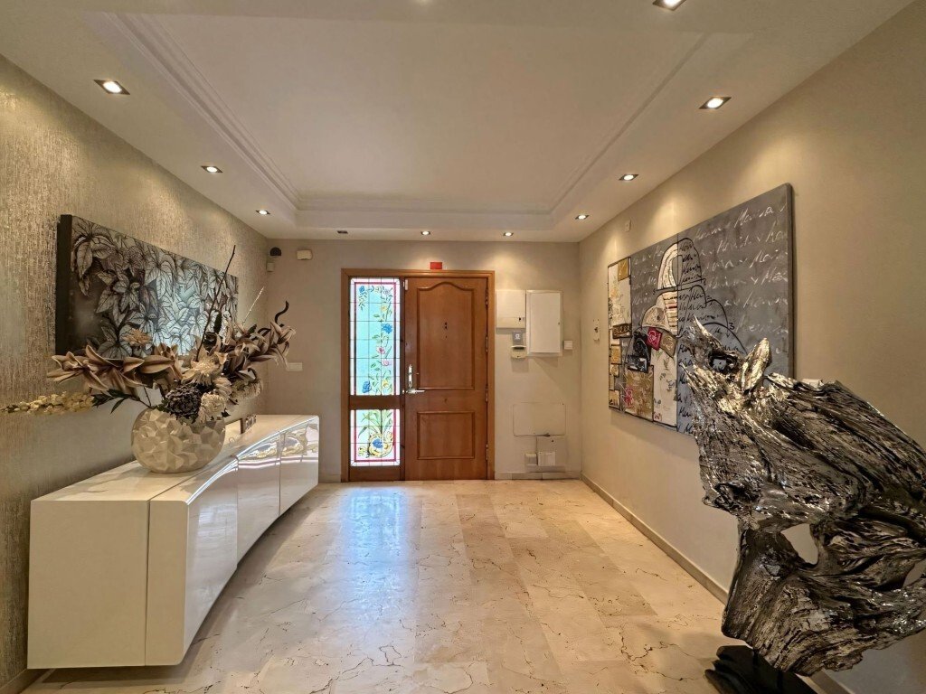 Villa in Guadalmina Alta, San Pedro de Alcantara, Spain 3 - 15889257