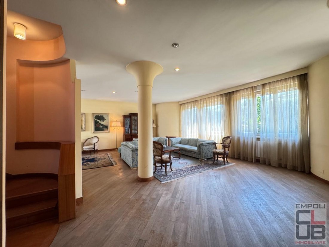 Villa in Near Center, Empoli, Tuscany 5 - 15891704