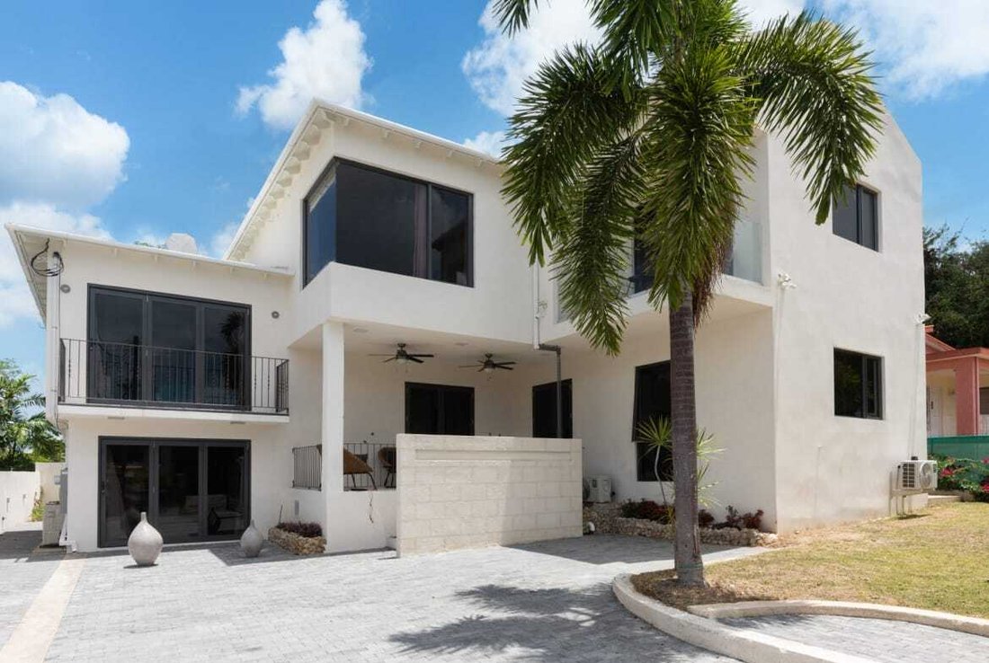 Estate in Bridgetown, Christ Church, Barbados 2 - 15893468