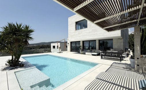 Villa in Sant Vicenc de Montalt, Catalonia, Spain 1