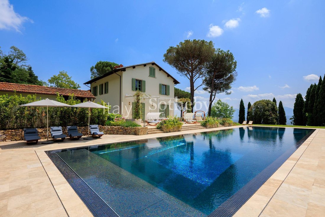 House in Historic Center, Lucca, Tuscany 4 - 15889528
