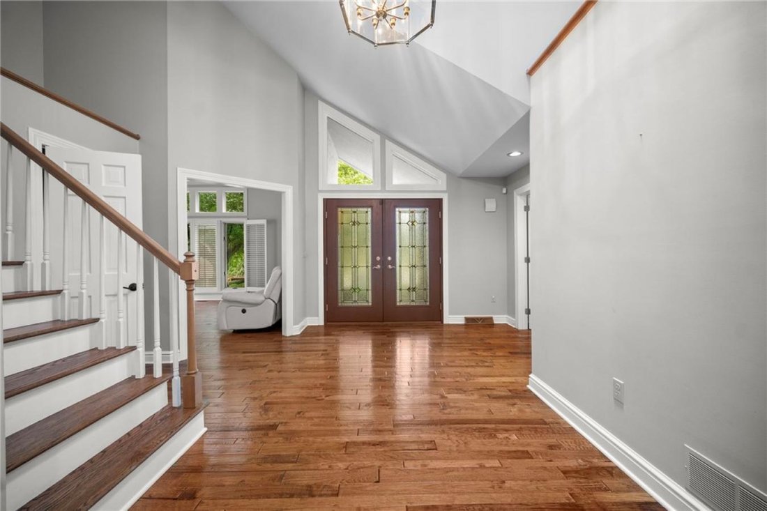 House in Gibsonia, Pennsylvania, United States 3 - 15890109