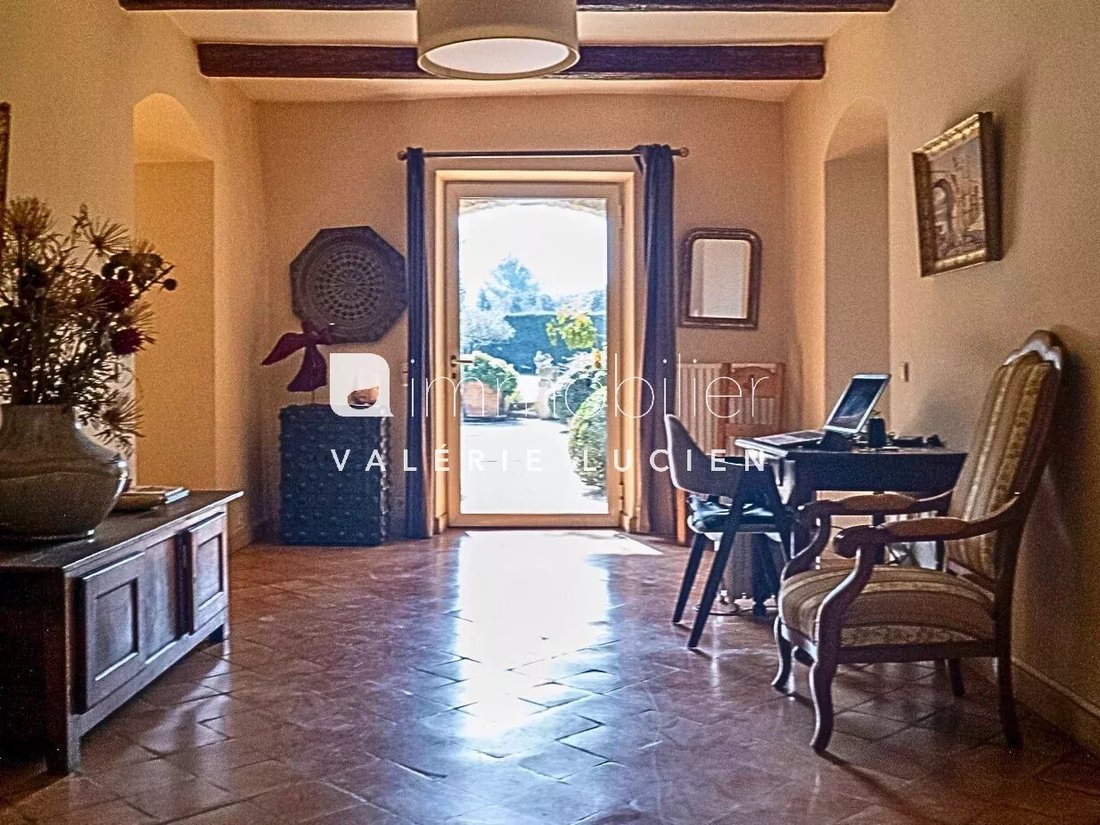 House in Eygalières, Provence-Alpes-Côte d'Azur, France 4 - 15887676