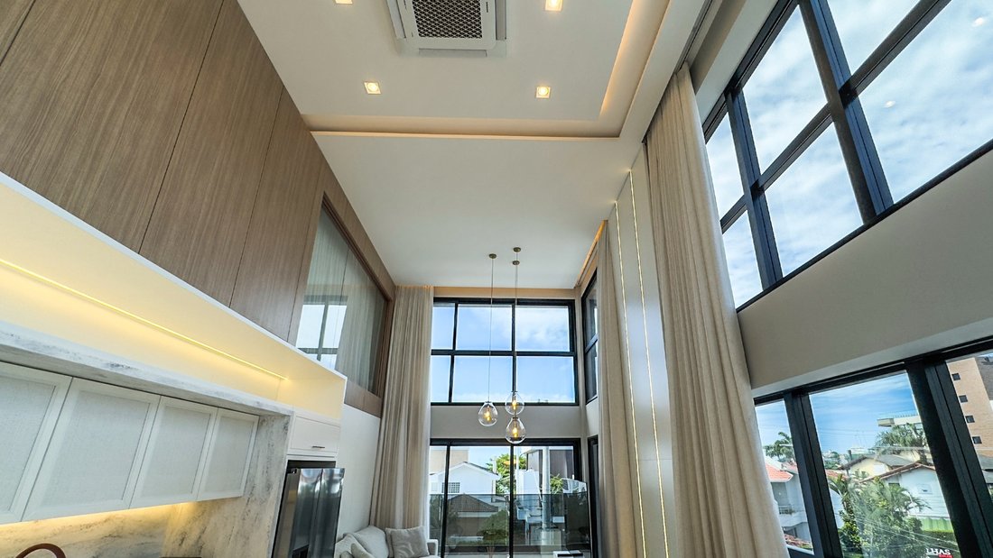 Condo in Jurerê, State of Santa Catarina, Brazil 1 - 15892072