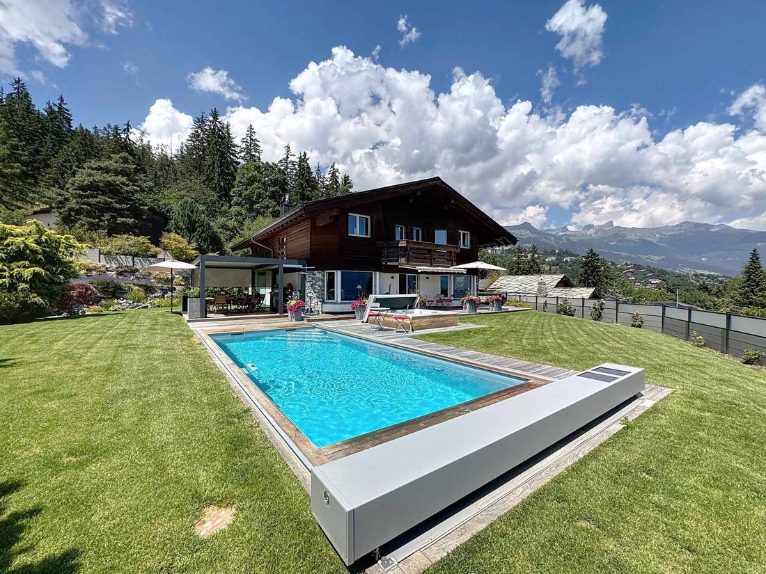 Chalet in Crans-Montana, Valais, Switzerland 3 - 15890942