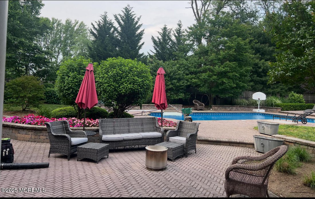 House in Lincroft, New Jersey, United States 1 - 15550832