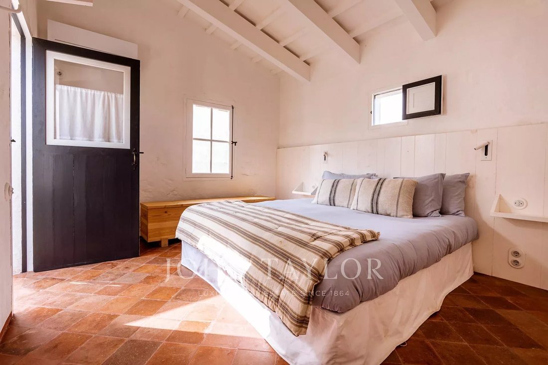 Estate in Ciutadella de Menorca, Balearic Islands, Spain 5 - 15889003