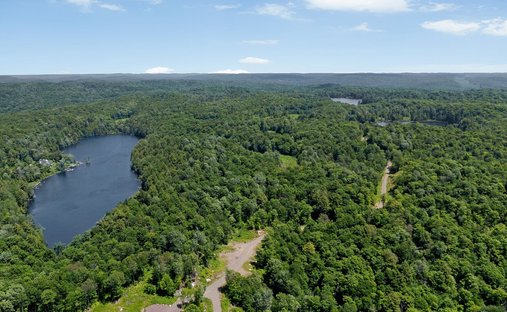 Land in Wentworth, Quebec, Canada 1