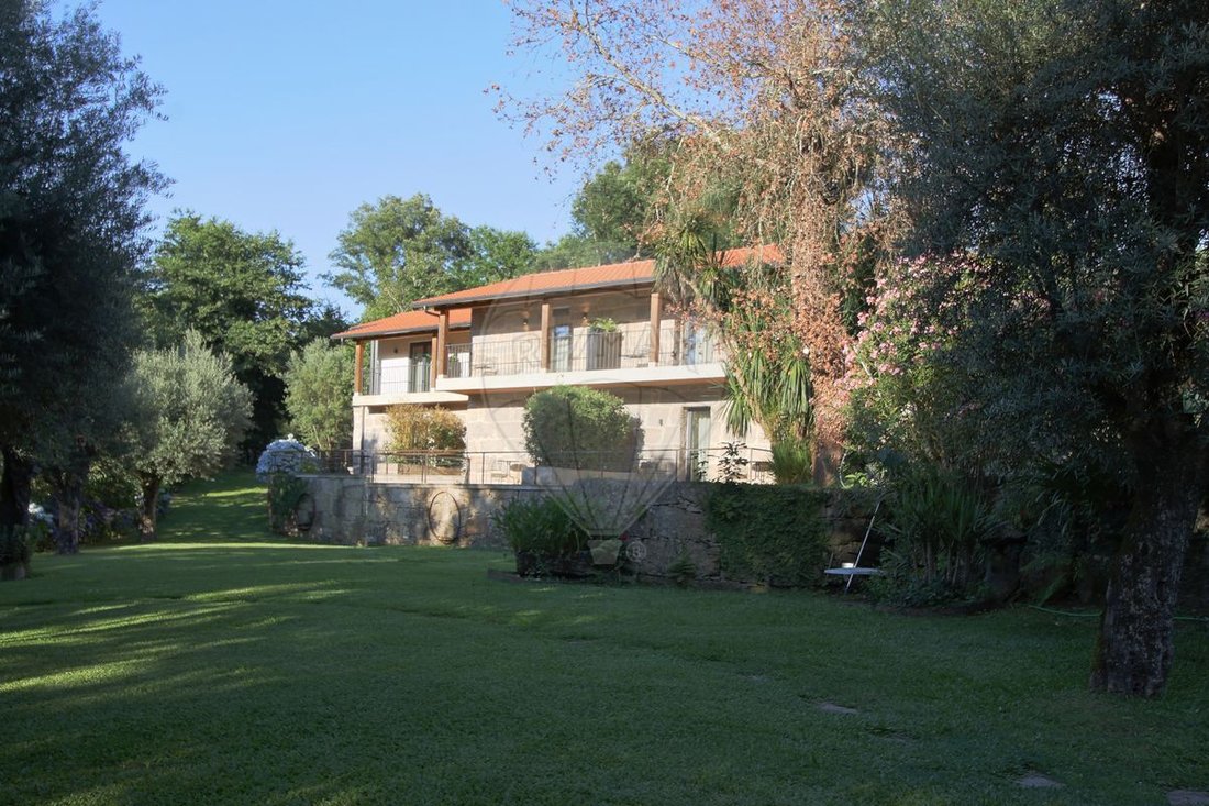 Villa in Sao Cristovao de Mondim de Basto, Vila Real District, Portugal 2 - 15888073