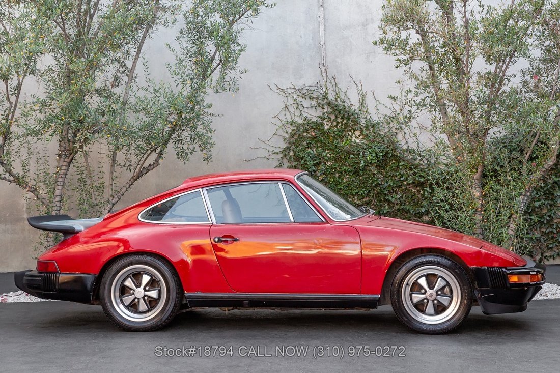 Porsche 911 in Los Angeles, CA 4 - 15892650