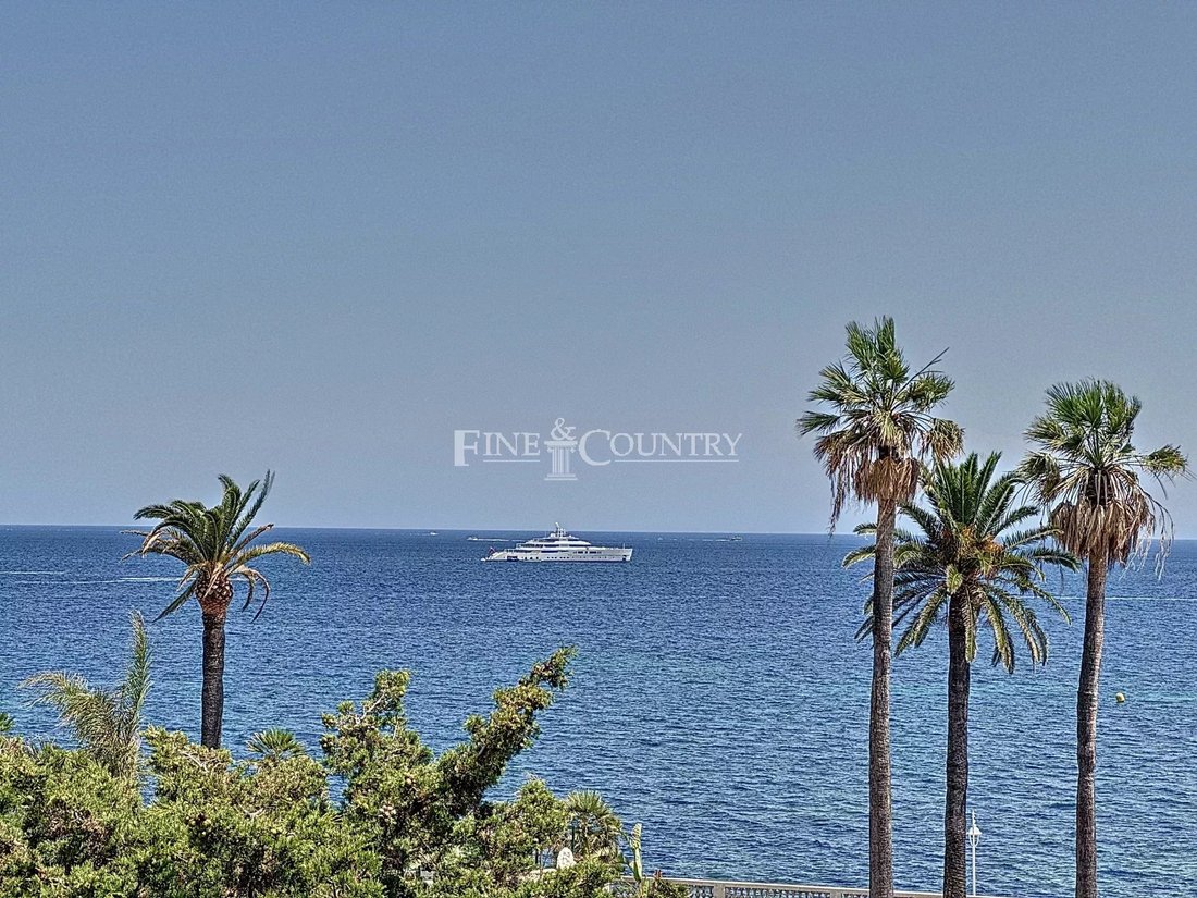 Apartment in La Source, Cannes, France 1 - 15589320