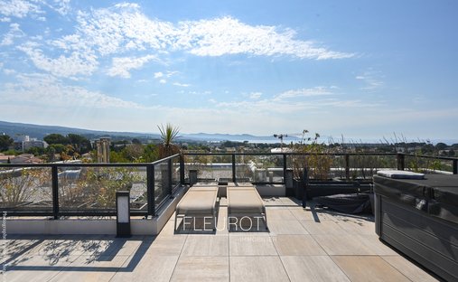 Apartment in La Ciotat, Provence-Alpes-Côte d'Azur, France 1