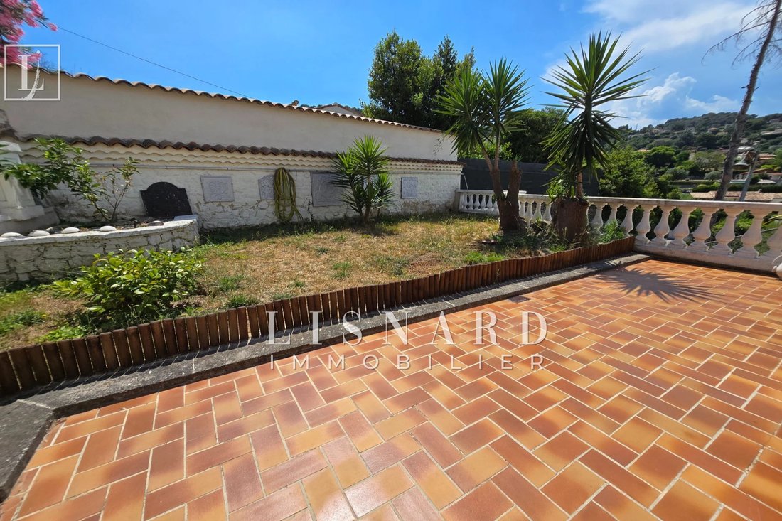 Villa in Centre, Vallauris, France 4 - 15887918