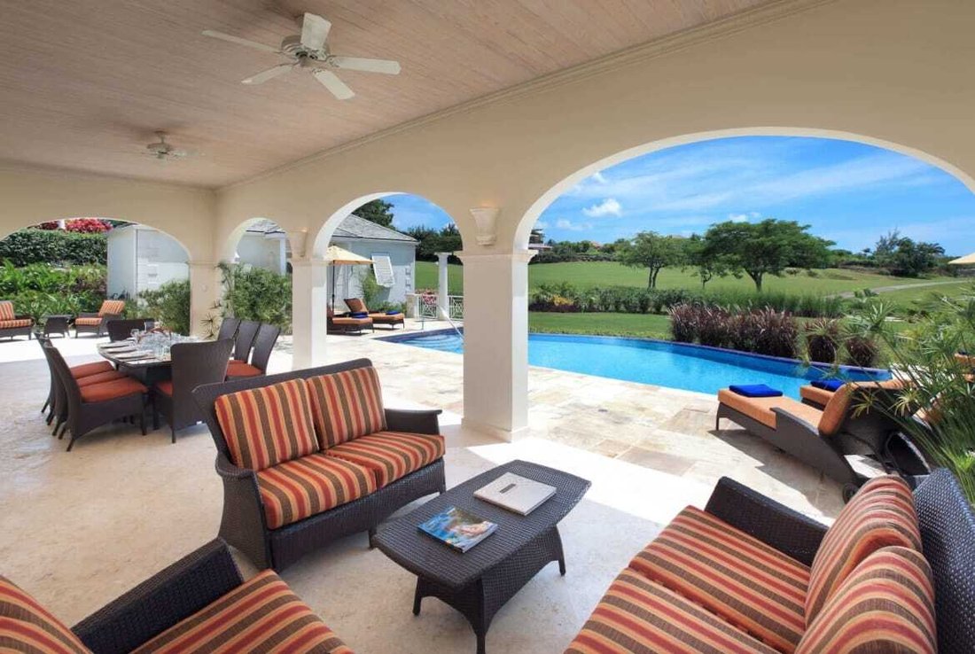 Villa in Bridgetown, Christ Church, Barbados 4 - 15893512