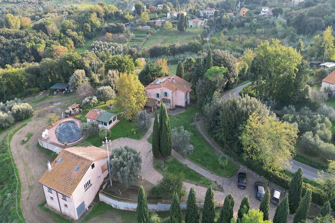 Villa in Castelnuovo della Misericordia, Tuscany, Italy 3 - 15892451