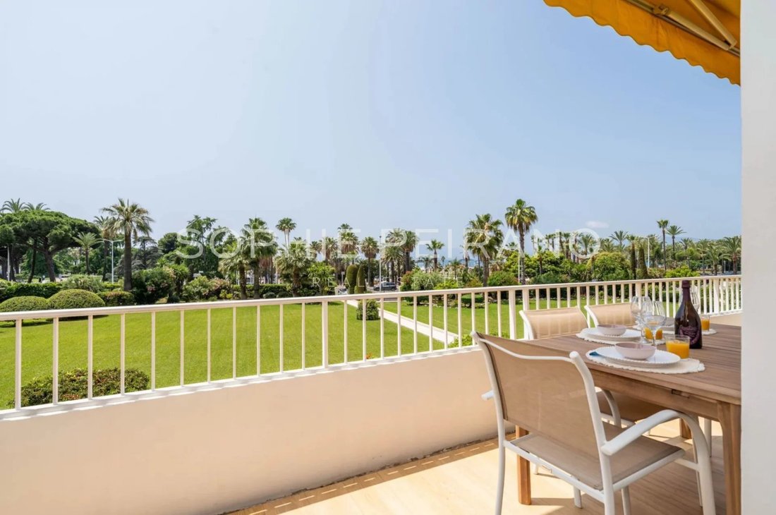 Apartment in Cannes, Provence-Alpes-Côte d'Azur, France 2 - 15887583