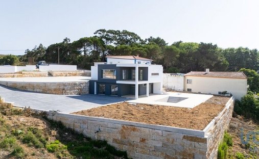 Townhouse in Lourinha e Atalaia, Lisbon, Portugal 1