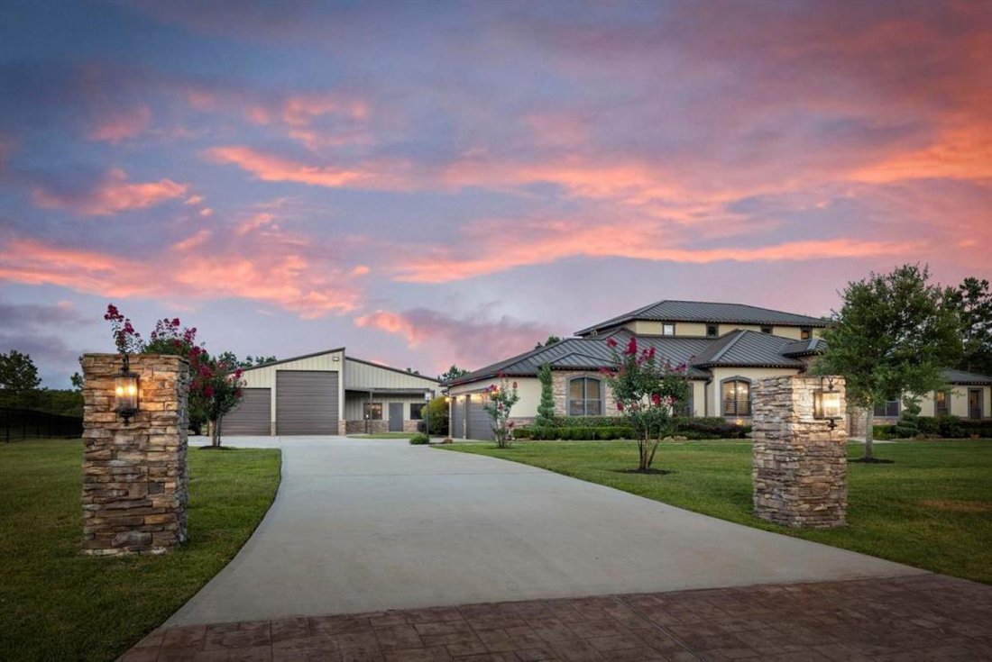 House in Montgomery, Texas, United States 2 - 15890125