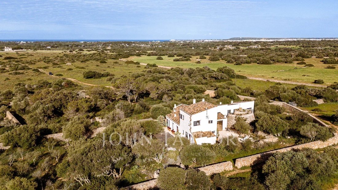 Estate in Ciutadella de Menorca, Balearic Islands, Spain 1 - 15889003