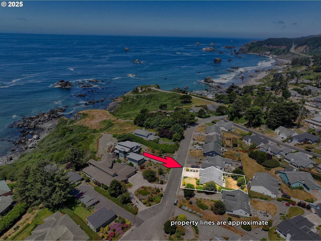 House in Brookings, Oregon, United States 3 - 15888717
