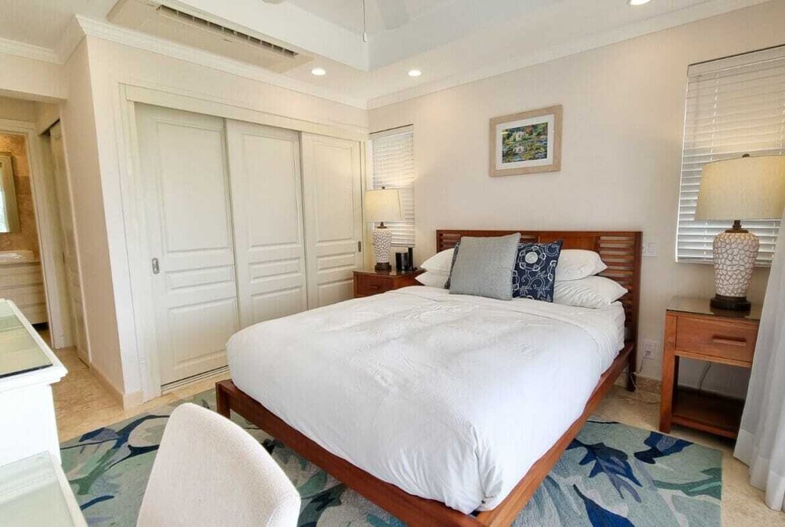 Apartment in Bridgetown, Christ Church, Barbados 2 - 15893395