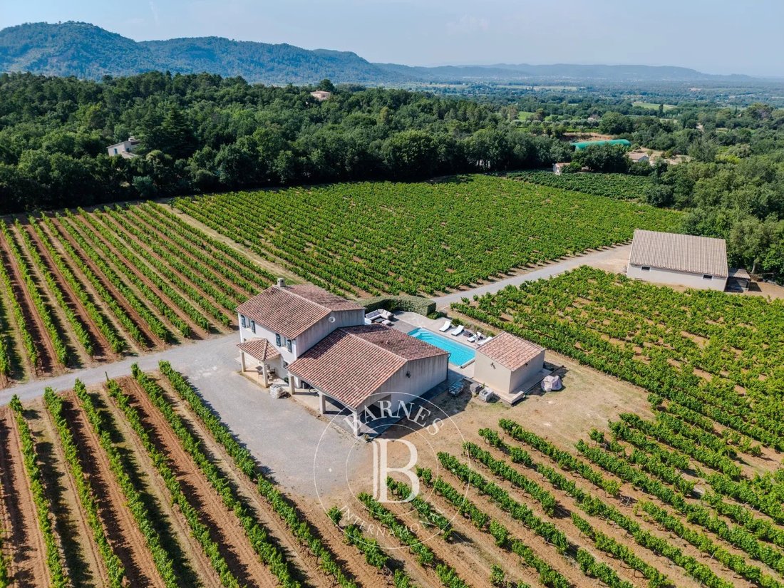 Farm Ranch in Gonfaron, Provence-Alpes-Côte d'Azur, France 4 - 15893667