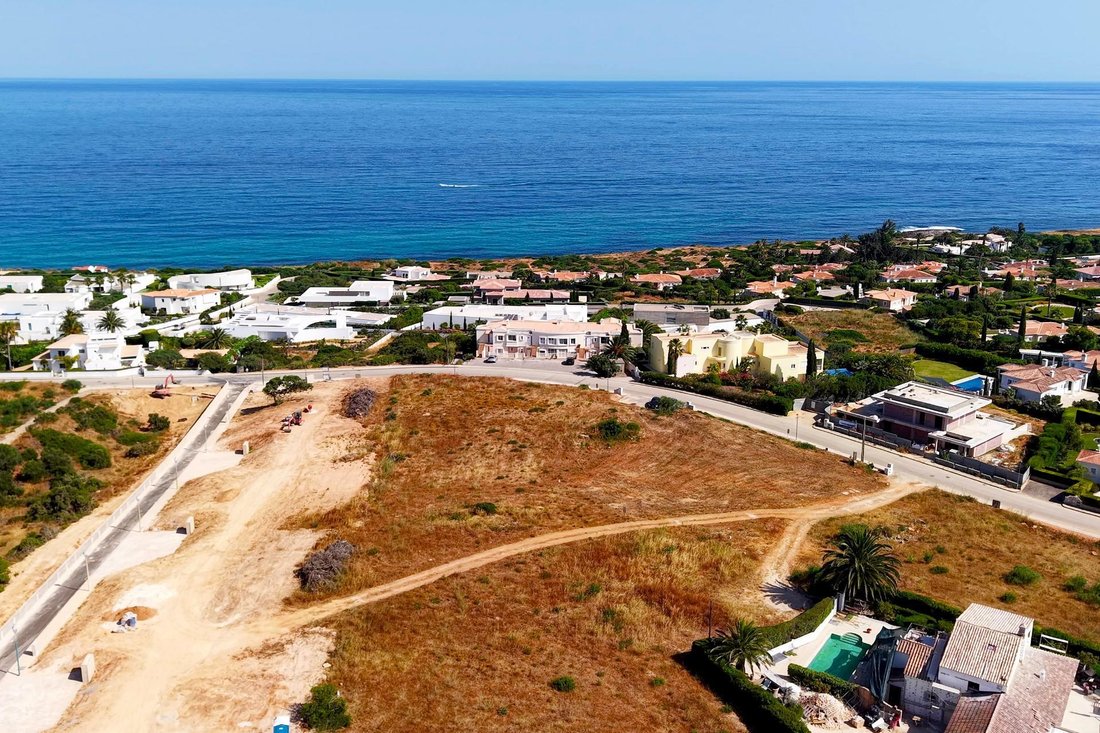 Land in Praia da Luz, Algarve, Portugal 1 - 15889113
