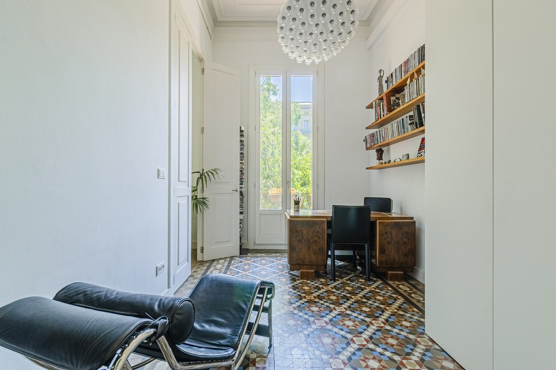 Apartment in Eixample, Barcelona, Spain 4 - 15889532