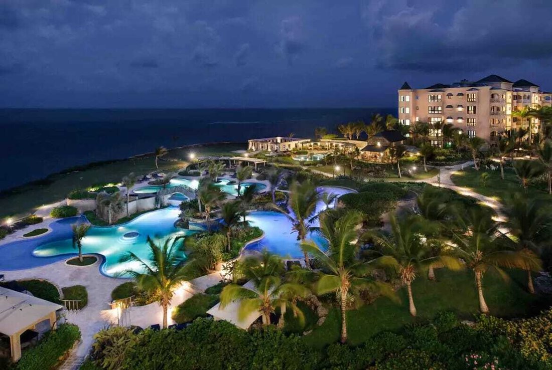 Penthouse in Bridgetown, Christ Church, Barbados 2 - 15893362