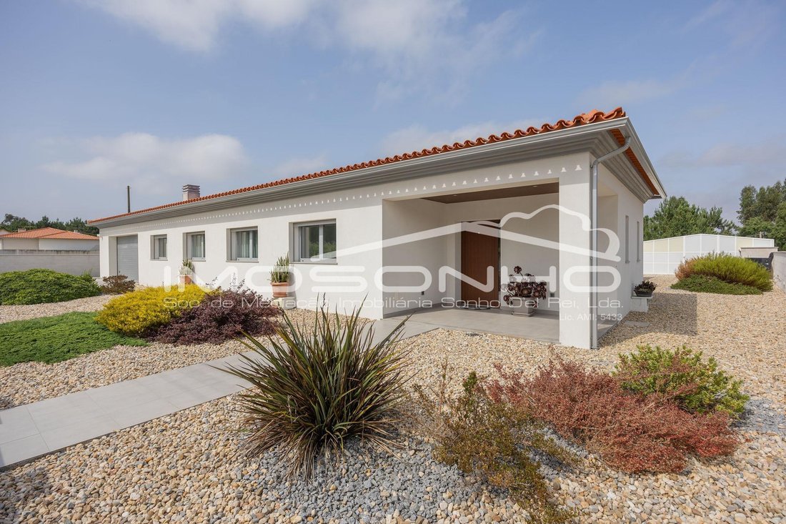 Villa in Marinha Grande, Leiria District, Portugal 1 - 15891663